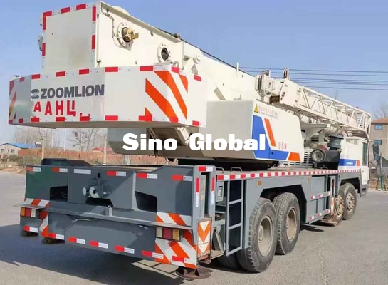 Χρησιμοποιημένος Zoomlion γερανός 50 φορτηγών ευθύς τύπος βραχιόνων τόνου QY50V532